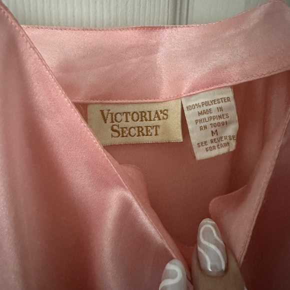 Vintage Victoria’s Secret Nightgown - Picture 4 of 4
